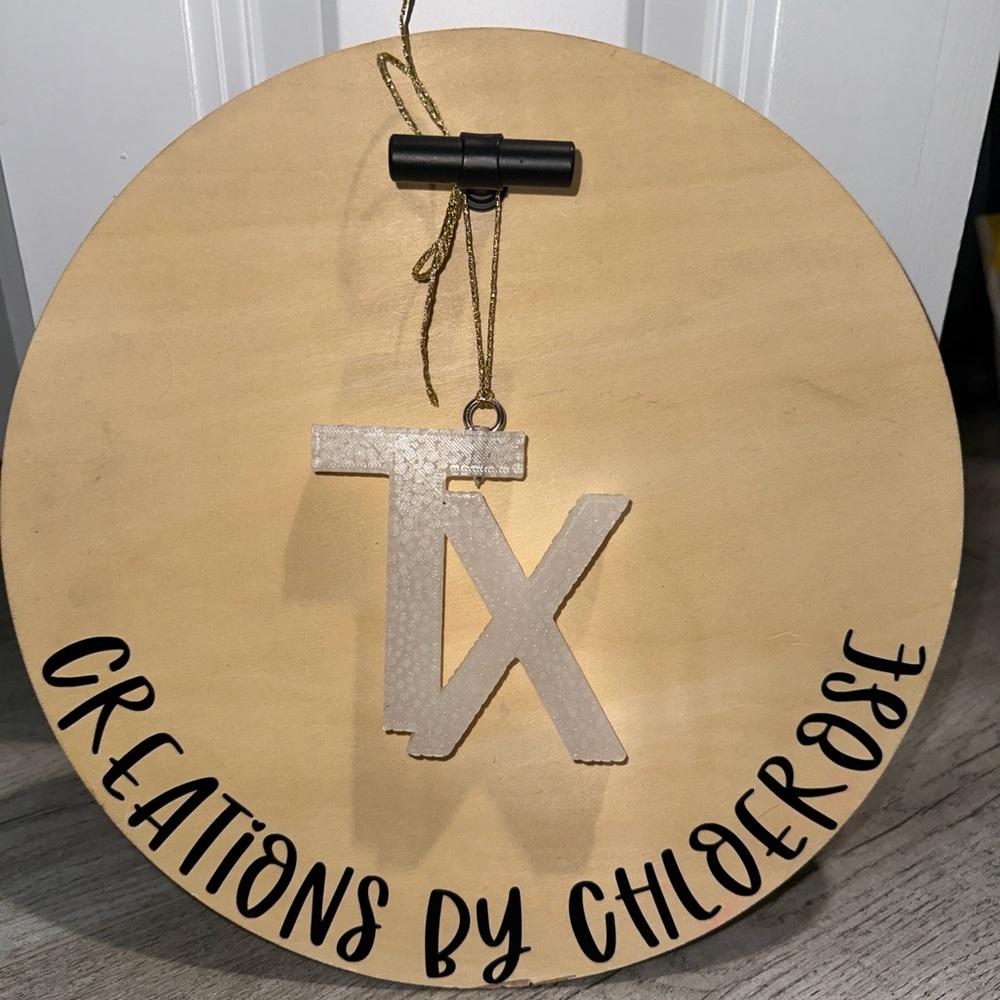 TX Car Freshie                                             Scent: Cinnamon